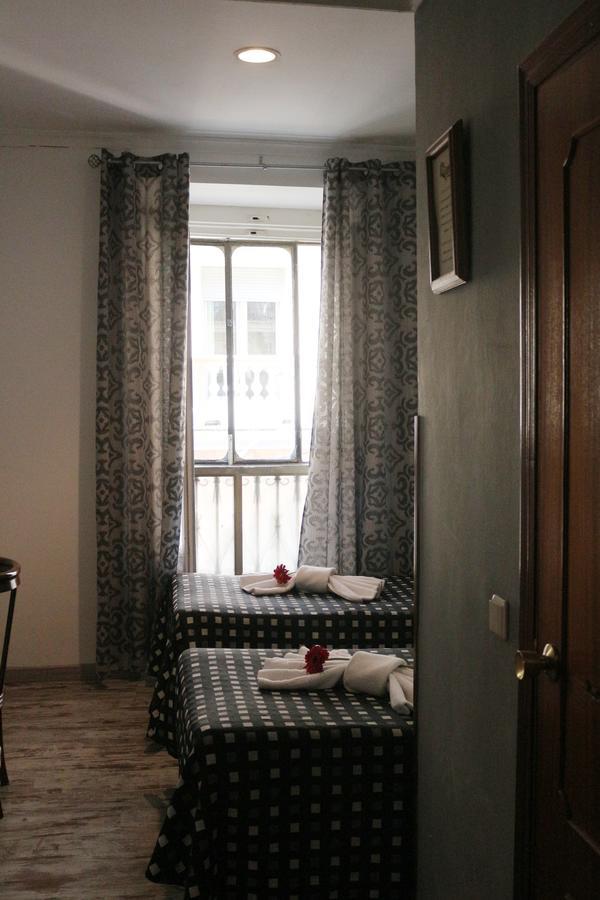 Pension San Isidro Мадрид Екстериор снимка
