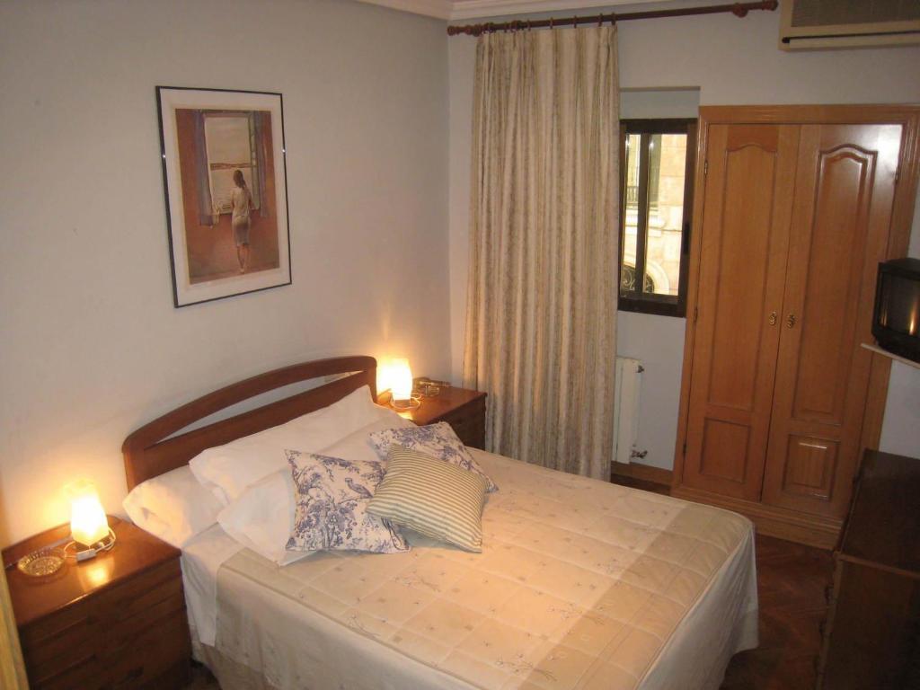 Pension San Isidro Мадрид Екстериор снимка